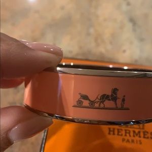Hermes Enamel bangle size 62